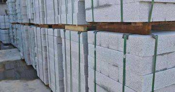 浙江芝麻白路牙石，路侧石