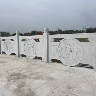 浙江芝麻白河道栏杆 石材栏杆