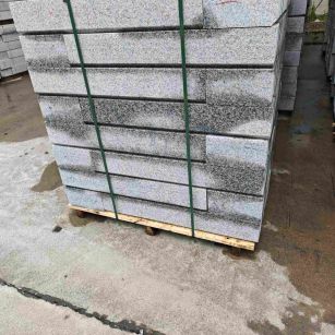 浙江芙蓉白路牙石，马路牙子